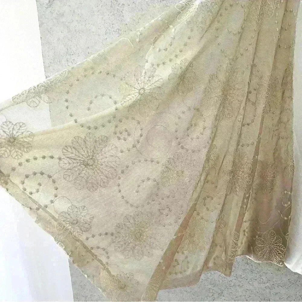 FORGOTTEN GRACE SMALL‎ WOMENS FLOWER  EMBROIDERED FEMININE BOHO LIGHT CARDIGAN - Picture 4 of 7